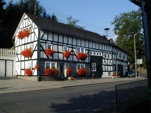 Rinsdorf Engels Huss
